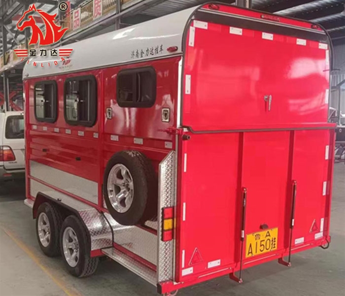 拖掛箱車(chē)